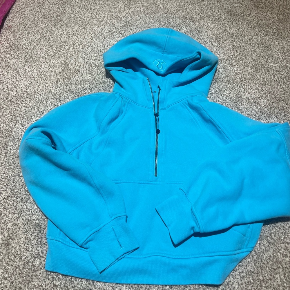 Lululemon blue half zip